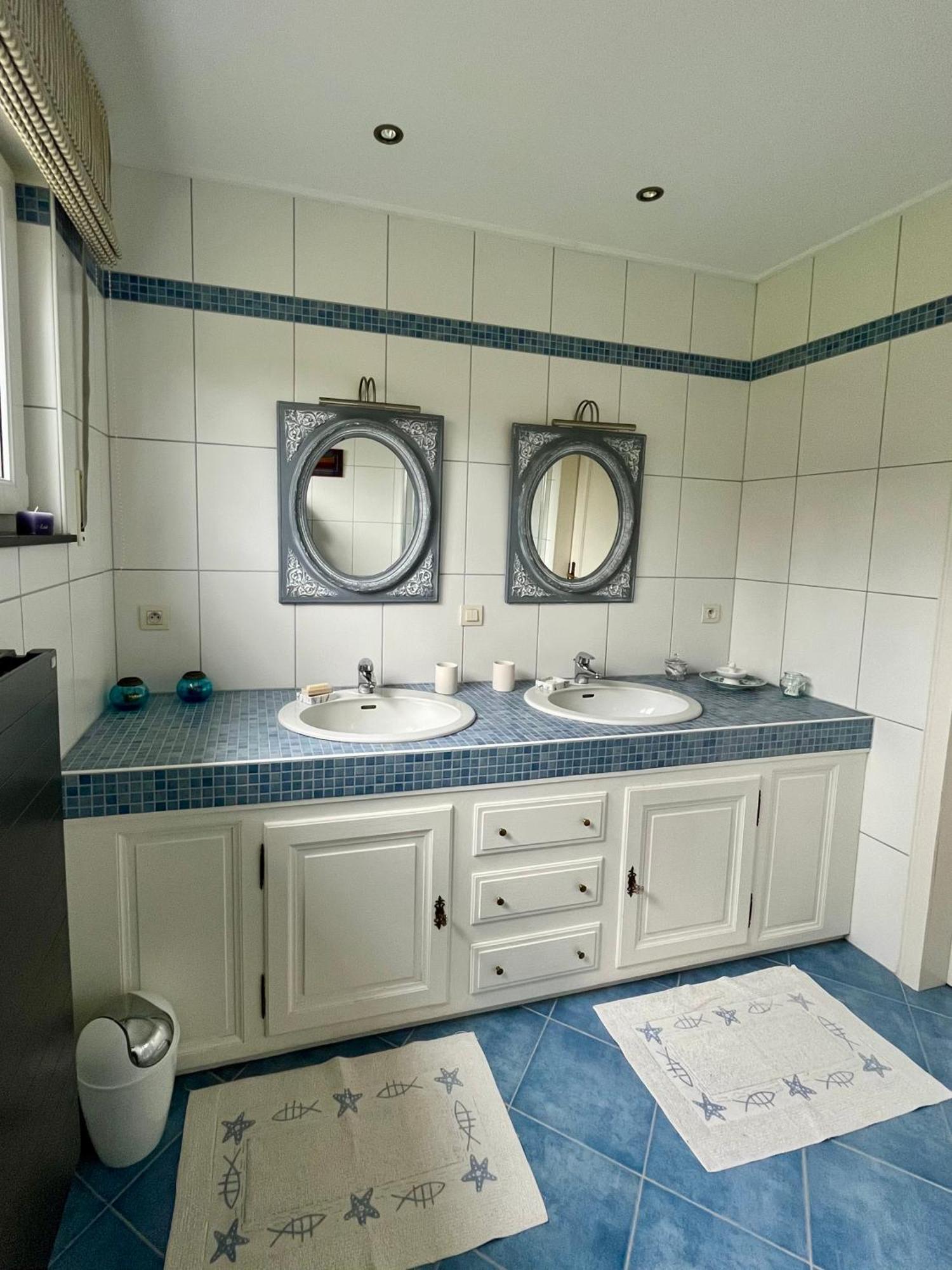 Bed and Breakfast La Borzeux Ставело Номер фото